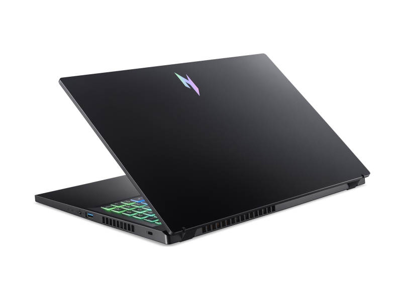 Acer Nitro V 15 Ryzen 5-150/16GB/512 RTX5050 165Hz