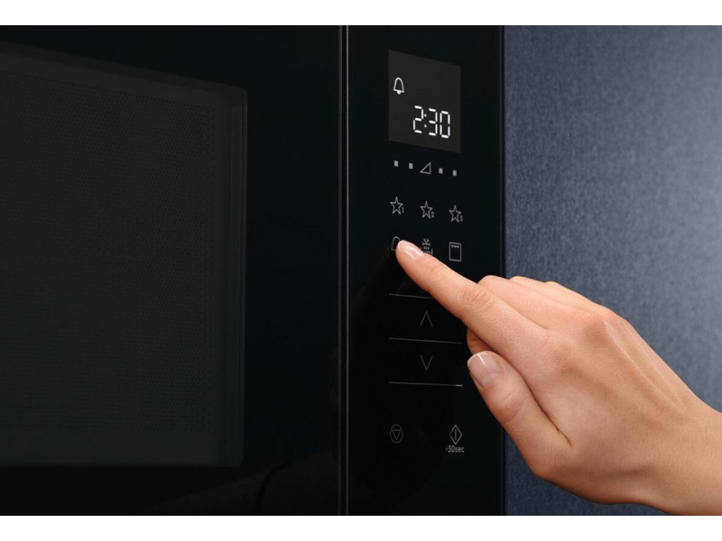 Electrolux LMS2203EMK 700W Pojemność 20L Czarny
