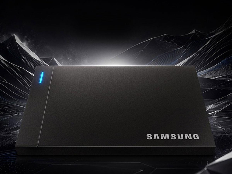 Samsung P9 Portable SSD 1TB USB 4.0 Gen 3x2
