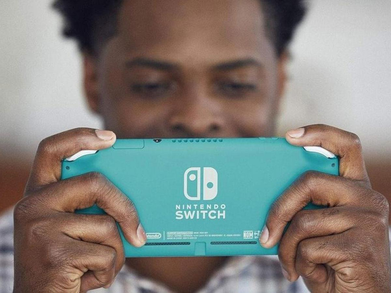 Nintendo Nintendo Switch Lite+Tomodachi Life:Living