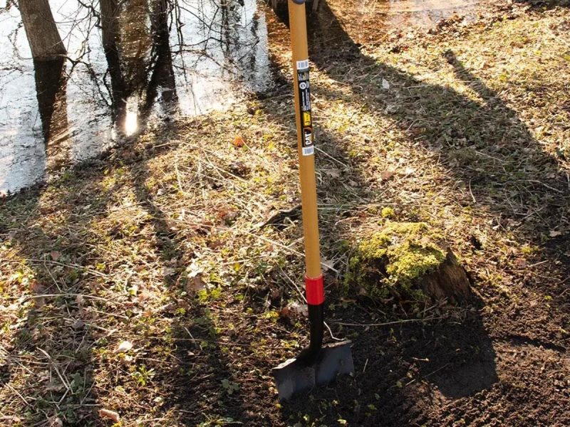 Cat Łopata j-series long handle round point