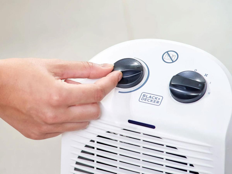 Black&Decker Termowentylator 2 w 1 BXFSH2000E