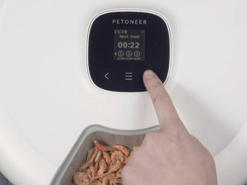 Petoneer NutriSpin inteligentny dozownik karmy