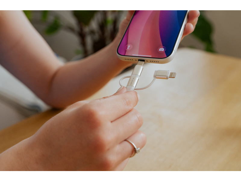 Verbatim 3-in-1 USB-A to Micro-B/USB-C/Lightning 18W 100cm - White