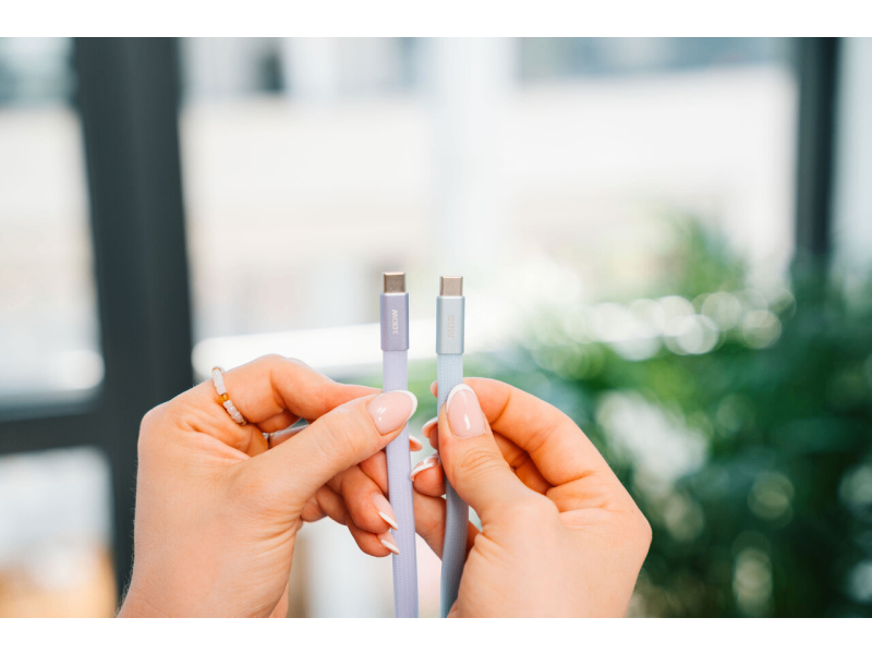 Verbatim SoftTouch USB-C to C cable 100W 120 cm - Purple