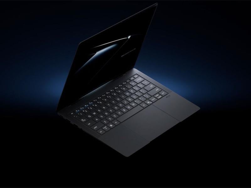 ASUS Expertbook B9 Ultra X7-358H/64GB/2TB/Win11P OLED Touch