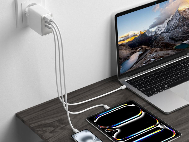 4smarts Ładowarka sieciowa Pocket GaN 100W 2xUSB-C + USB-A biały