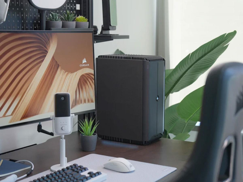 Corsair ONE i600 PC Core Ultra 7/32GB/1TB/GeForce RTX 5070/Win11