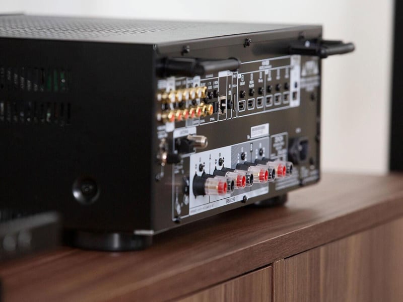 Denon DRA-900H Czarny 8K HDMI eARC Dolby Vision