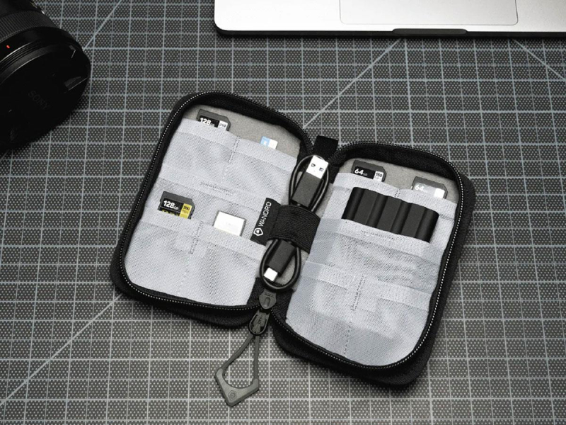 WANDRD Memory Card Case Wasatch Green