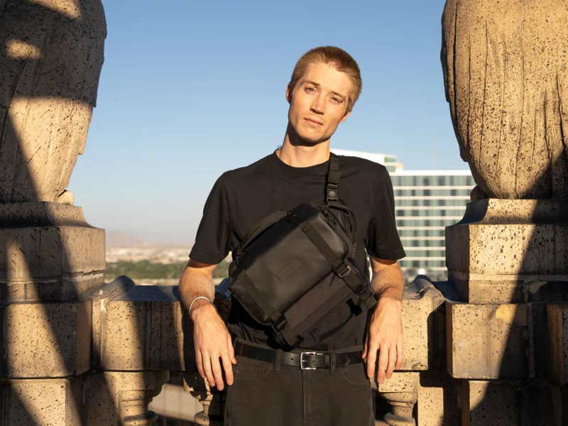 WANDRD ROGUE Sling 6L Black
