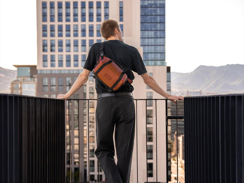 WANDRD ROGUE Sling 6L Sedona Orange