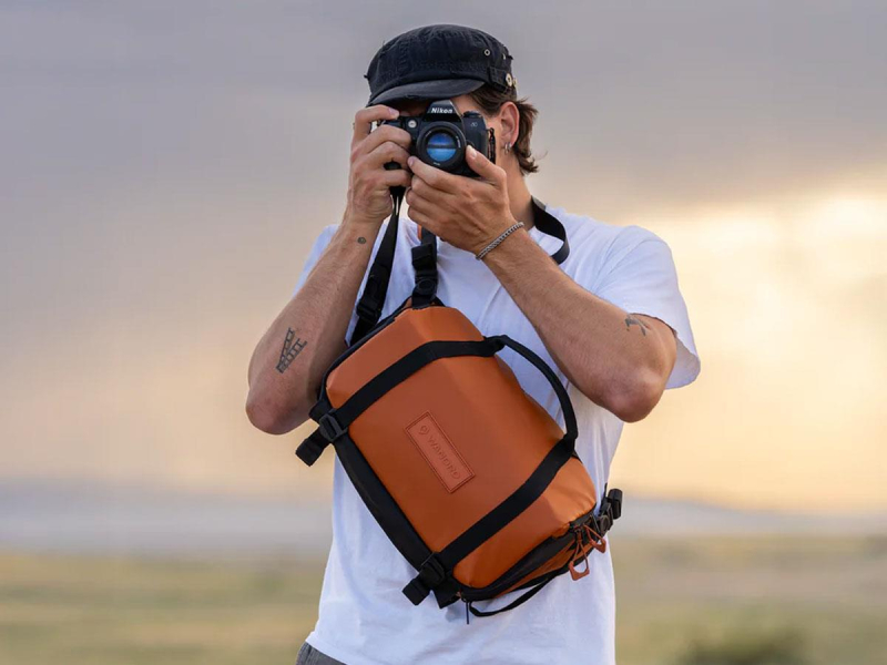 WANDRD ROGUE Sling 9L Sedona Orange