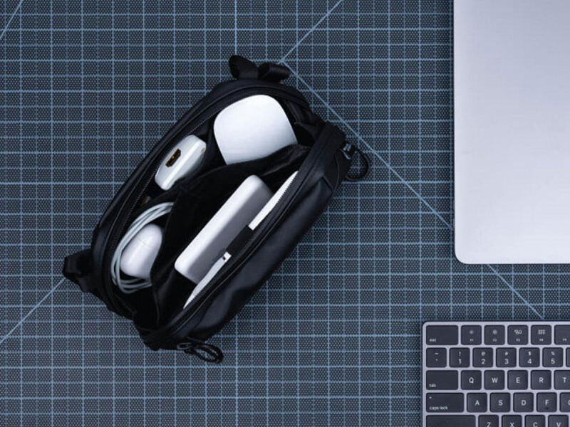 WANDRD Tech Bag Medium Black 2.0
