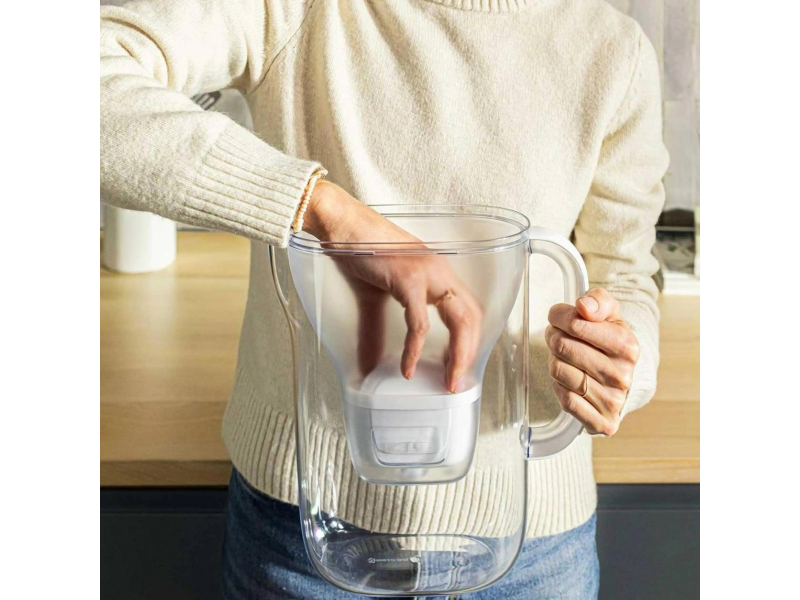 Brita Brita Style Essential 2,4l biały