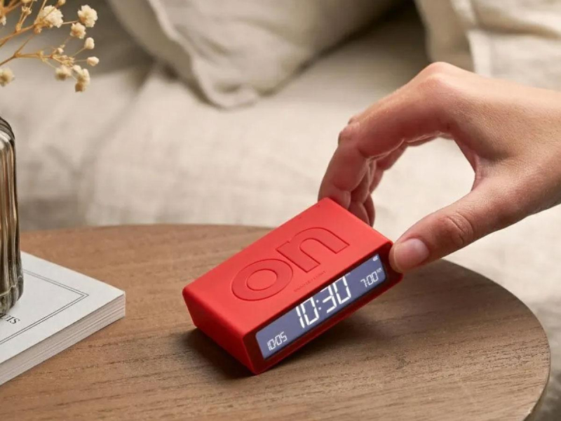 LEXON Flip Mini Red LR158R4