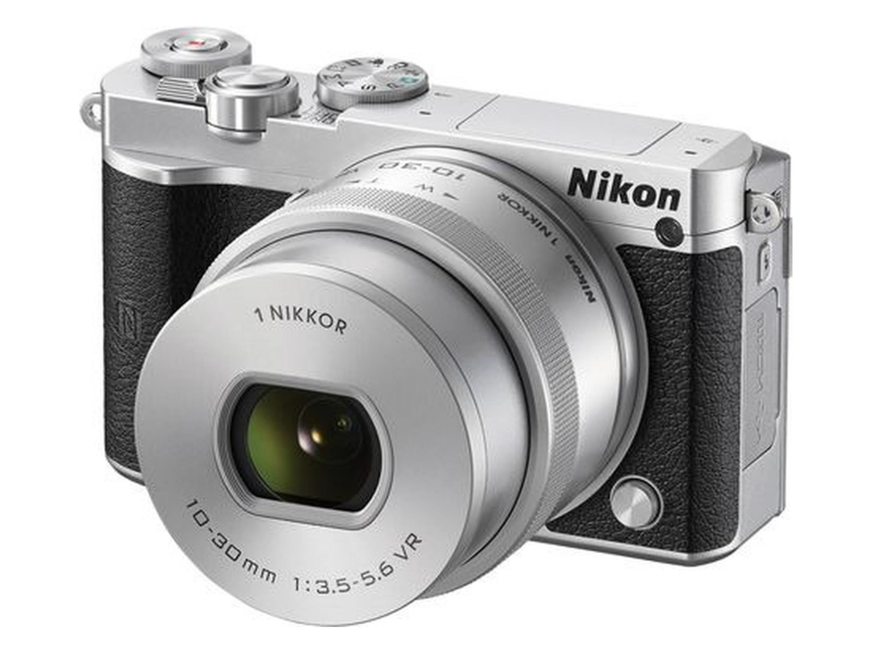 Nikon APARAT FOT NIKON J5 Srebrny + 10-30