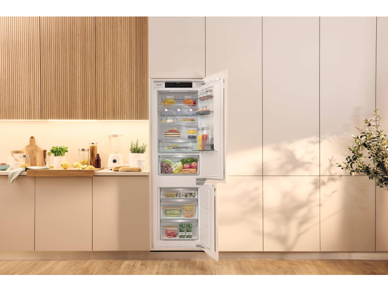 Gorenje NRKI517E62WF No Frost 177,2cm 35dB Zawiasy Nożycowe 252L