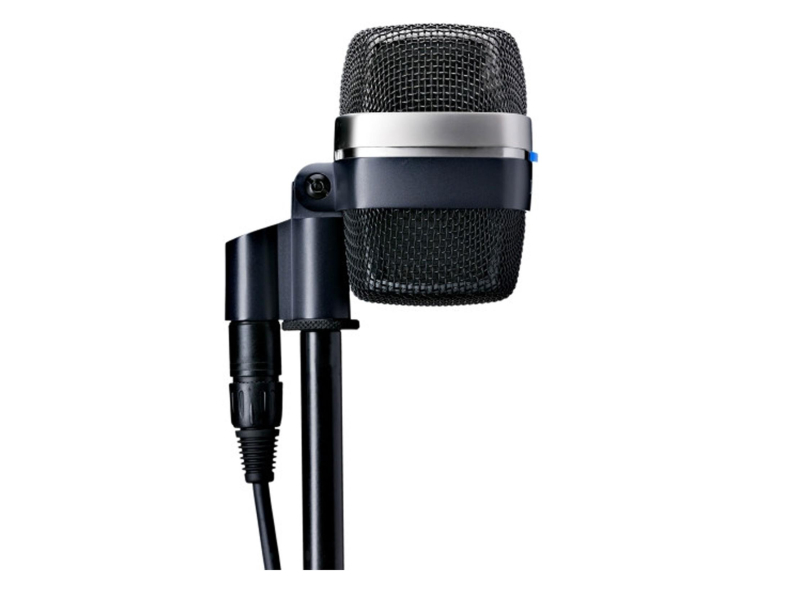 AKG D12 VR