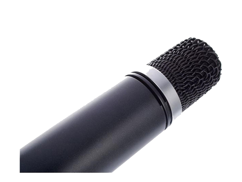 AKG C1000S
