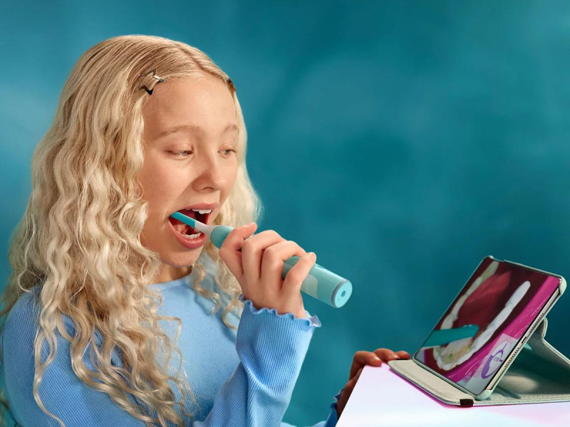 Philips Sonicare Szczoteczka soniczna for Kids Smart HX6600/13 (błekitna)