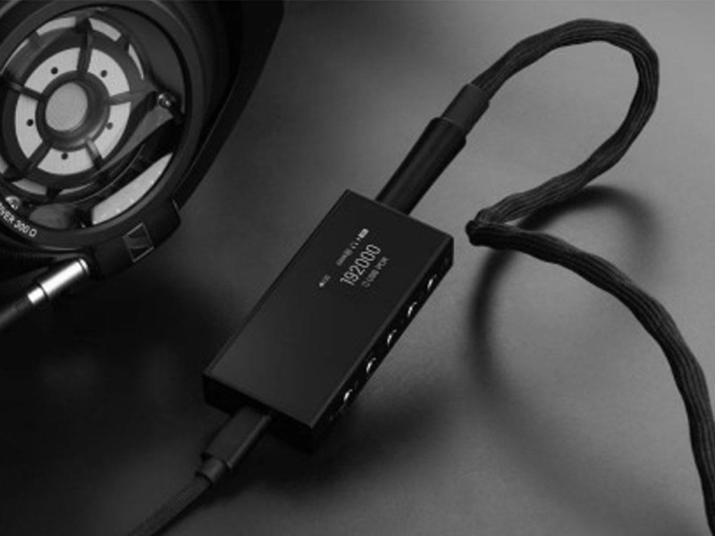 Questyle Questyle M18i - Przenośny DAC/AMP z Bluetooth