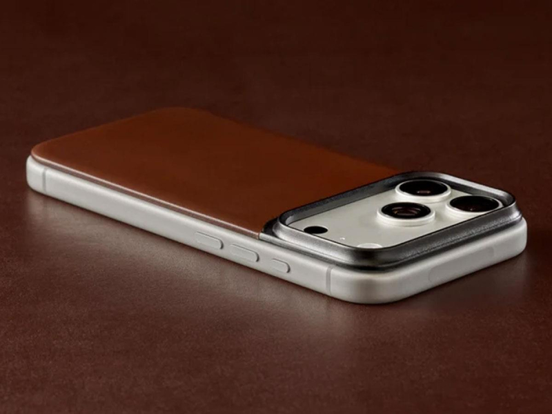 Nomad Magnetic Leather Back iPhone 18 Pro / 17 Pro MagSafe (rustic)