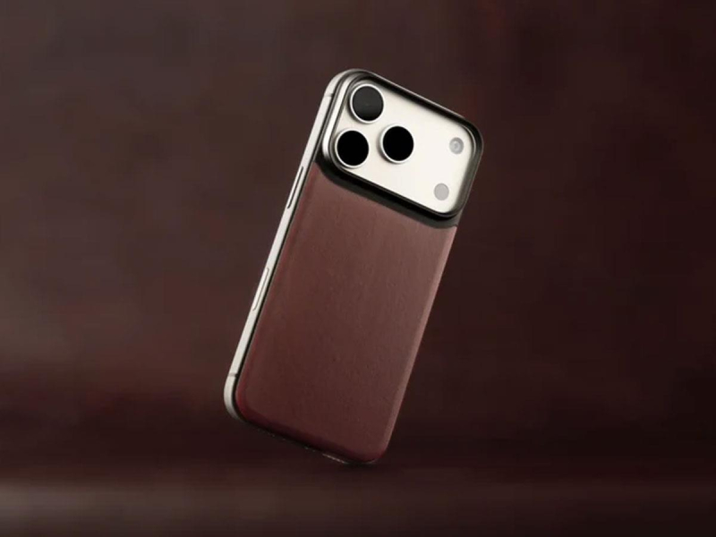 Nomad Magnetic Leather Back iPhone 18 Pro Max / 17 Pro Max MagSafe