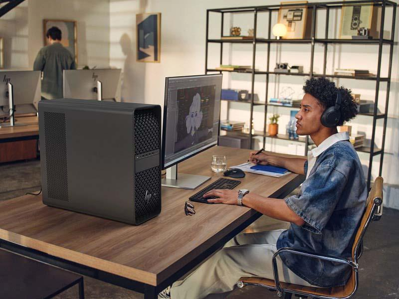 HP Z4 G6i Xeon 645/64GB/1TB/Win11P DVD