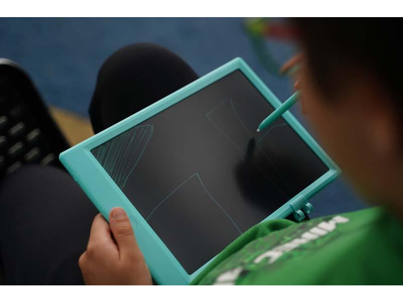 Bemi tablet do rysowania Bemi Grafitto czarny 10.5