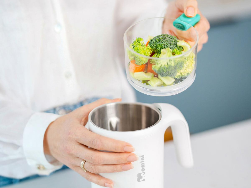 MOMINI Multiblender parowy TinyCook 6w1 ze szklaną misą