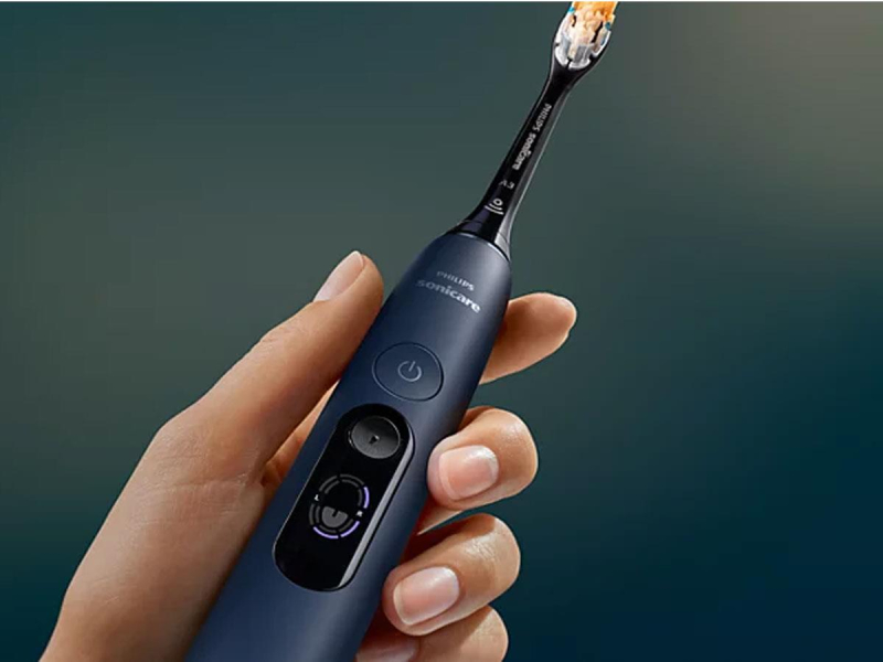 Philips Sonicare Szczoteczka soniczna HX8311/13 Series 8000 (ciemnoniebieski)