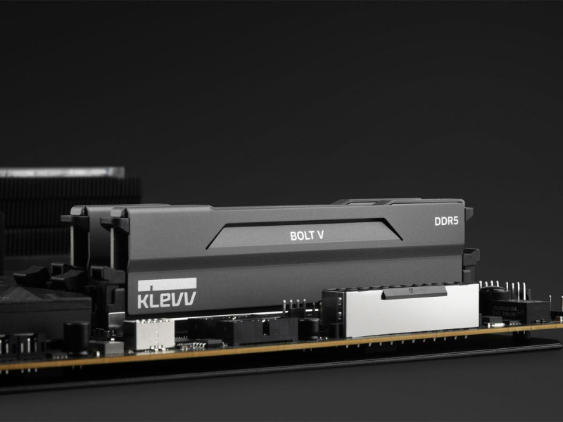 KLEVV 32GB (2x16GB) 6000 CL30 Bolt V Black