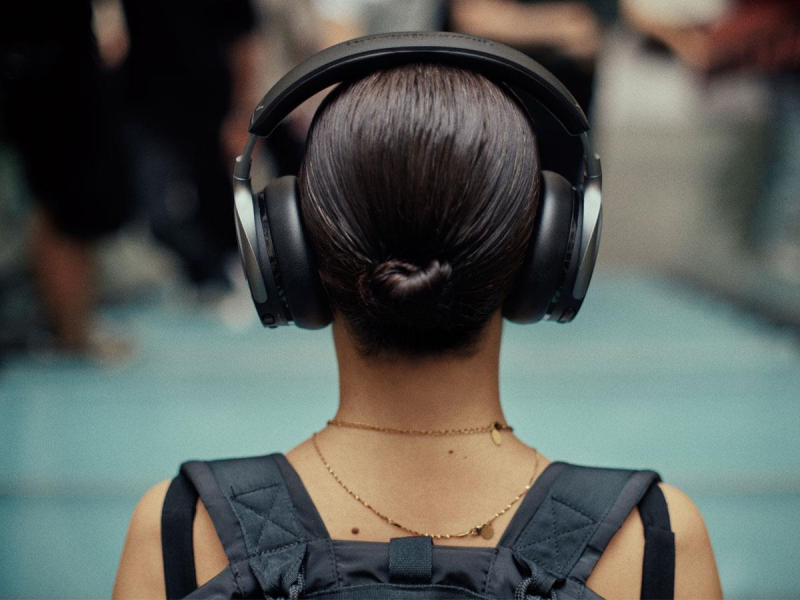 Beyerdynamic AVENTHO Y liquid black