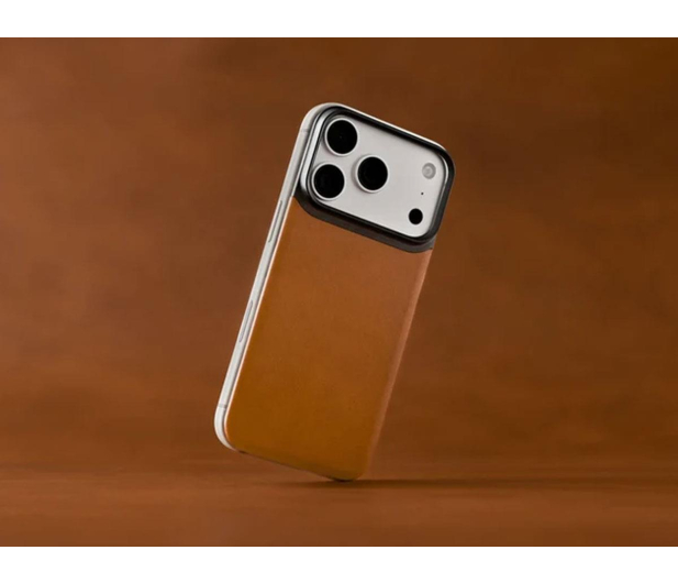 Nomad Magnetic Leather Back iPhone 18 Pro Max / 17 Pro Max MagSafe - 1586587 - zdjęcie 5