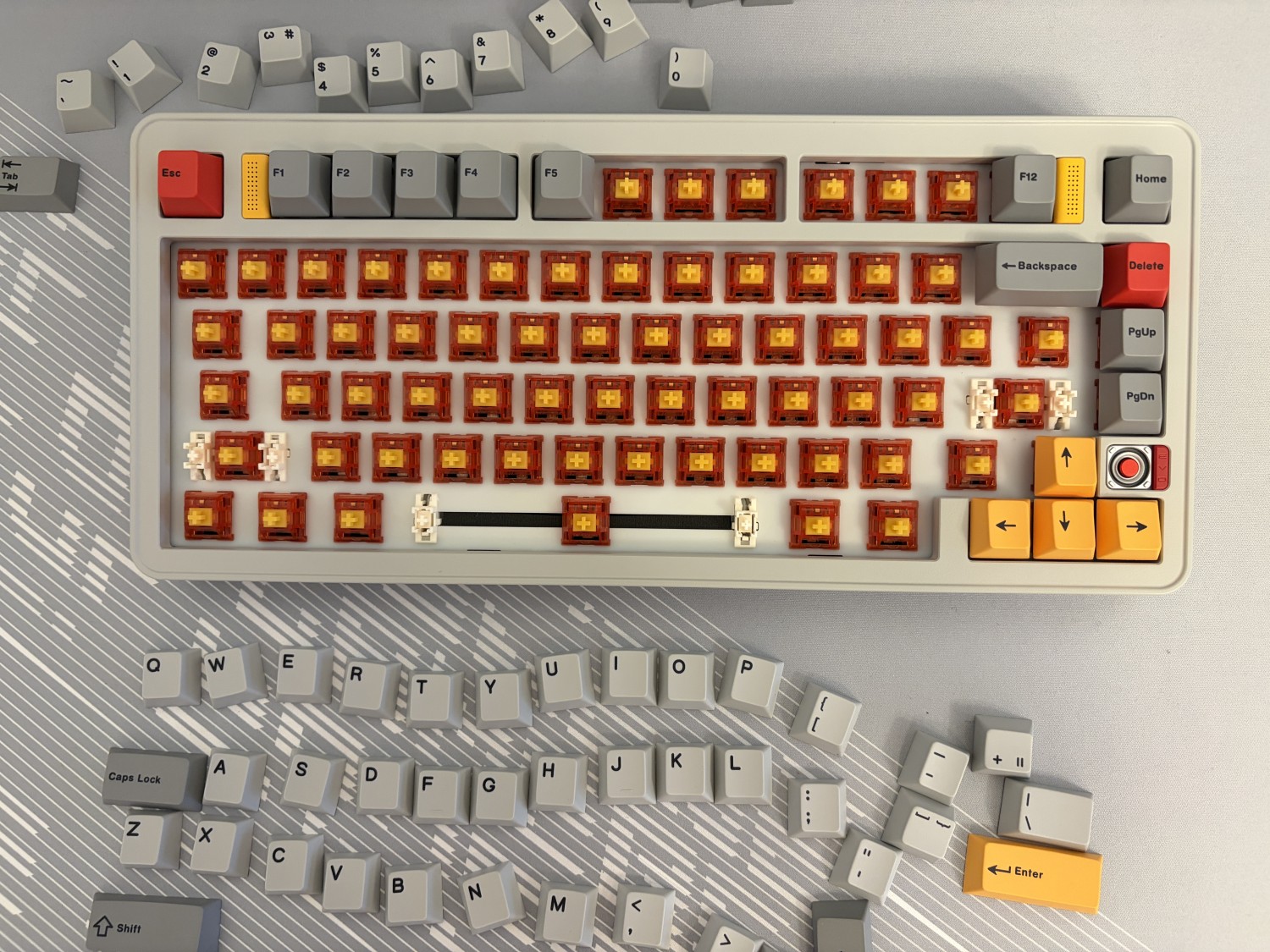 przełączniki keygeek w evo 75