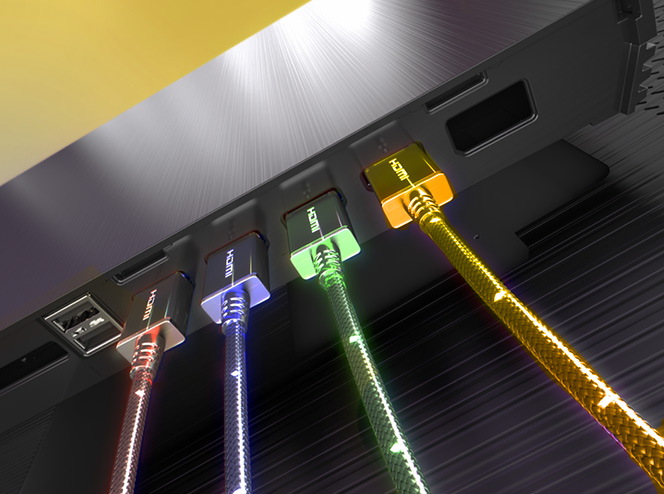 Zbliżenie na panel złączy z tyłu telewizora Samsung z czterema podświetlonymi na żółto, niebiesko, zielono i pomarańczowo kablami HDMI wpinanymi do portów HDMI 2.1.